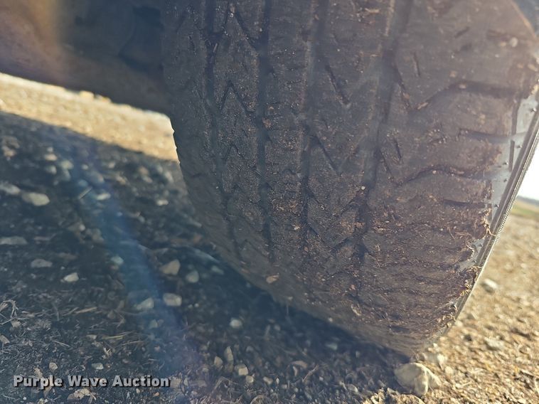 image for item DQ8656 2002 Ford Taurus SE 