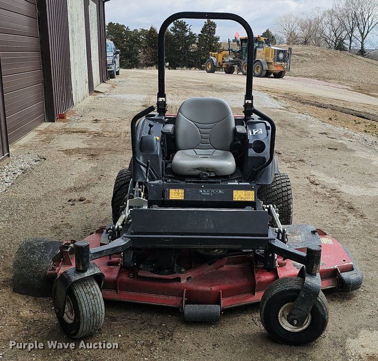 image for item DQ8672 Toro Groundsmaster 7200 ZTR lawn mower