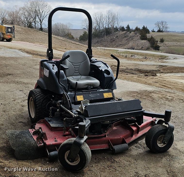 image for item DQ8672 Toro Groundsmaster 7200 ZTR lawn mower