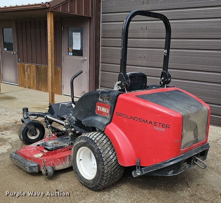 image for item DQ8672 Toro Groundsmaster 7200 ZTR lawn mower