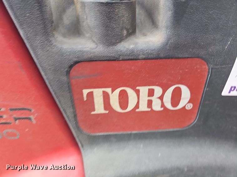 image for item DQ8672 Toro Groundsmaster 7200 ZTR lawn mower