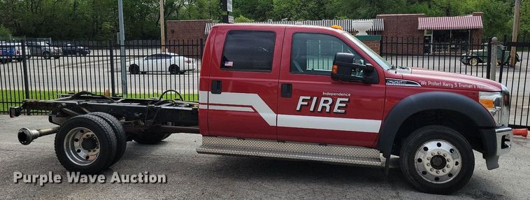 image for item DR8032 2012 Ford F550 Super Duty XLT Crew Cab truck cab and chassis