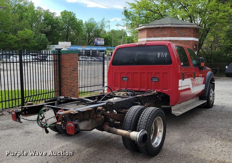 image for item DR8032 2012 Ford F550 Super Duty XLT Crew Cab truck cab and chassis