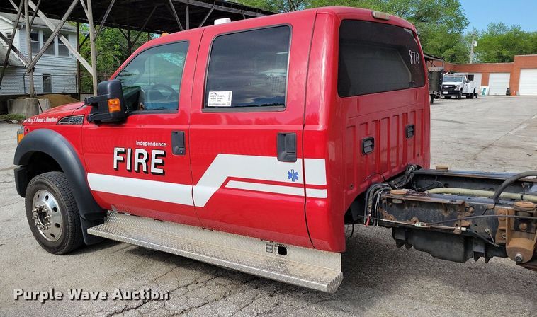 image for item DR8032 2012 Ford F550 Super Duty XLT Crew Cab truck cab and chassis