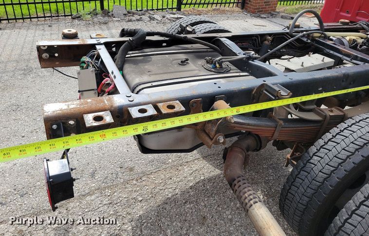 image for item DR8032 2012 Ford F550 Super Duty XLT Crew Cab truck cab and chassis