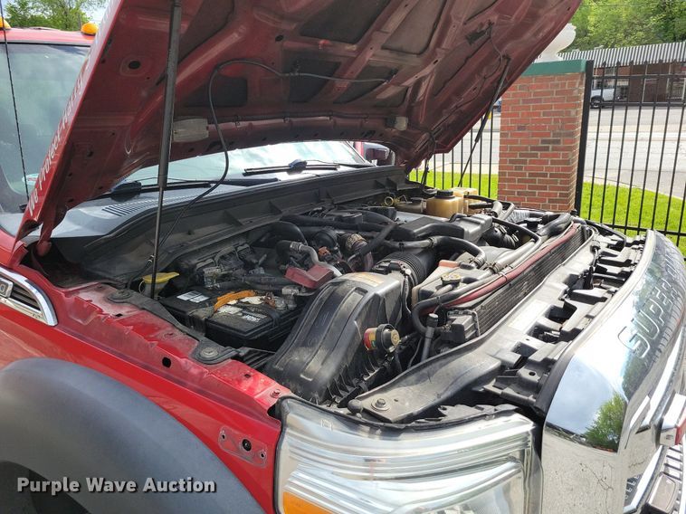 image for item DR8032 2012 Ford F550 Super Duty XLT Crew Cab truck cab and chassis