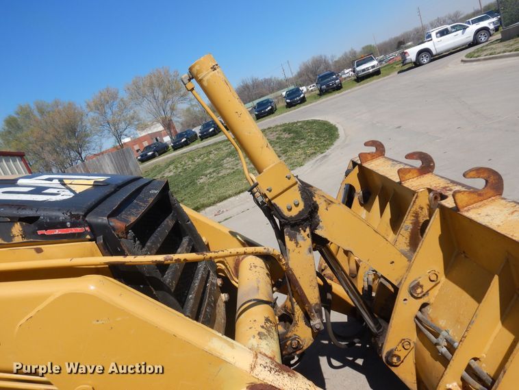 image for item DV9956 2001 Caterpillar 420D backhoe