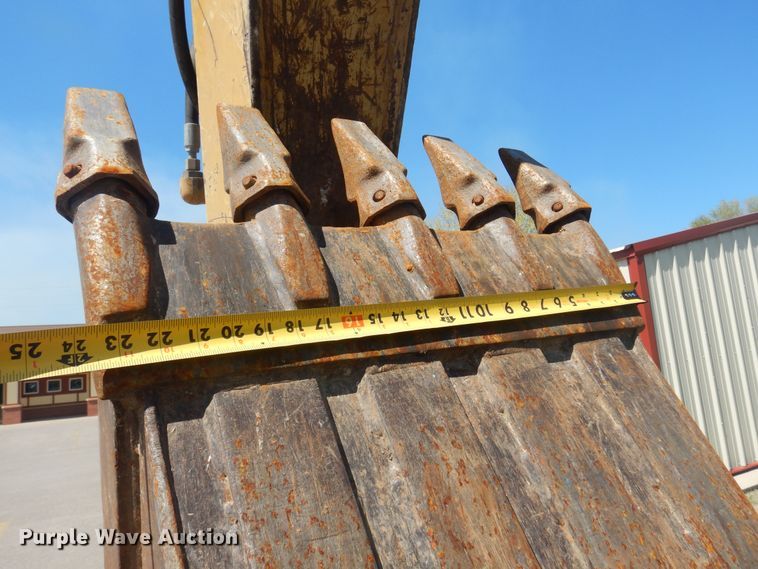 image for item DV9956 2001 Caterpillar 420D backhoe