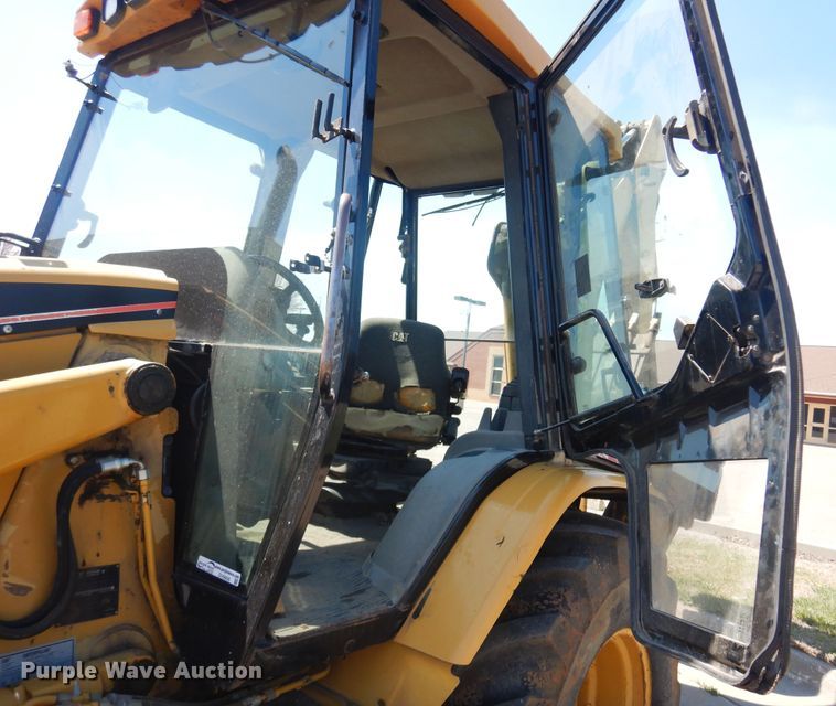 image for item DV9956 2001 Caterpillar 420D backhoe