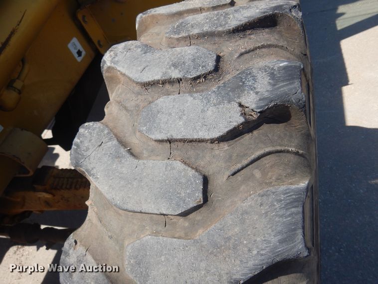 image for item DV9956 2001 Caterpillar 420D backhoe