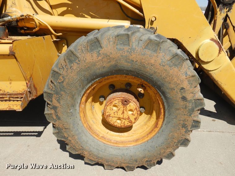 image for item DV9956 2001 Caterpillar 420D backhoe