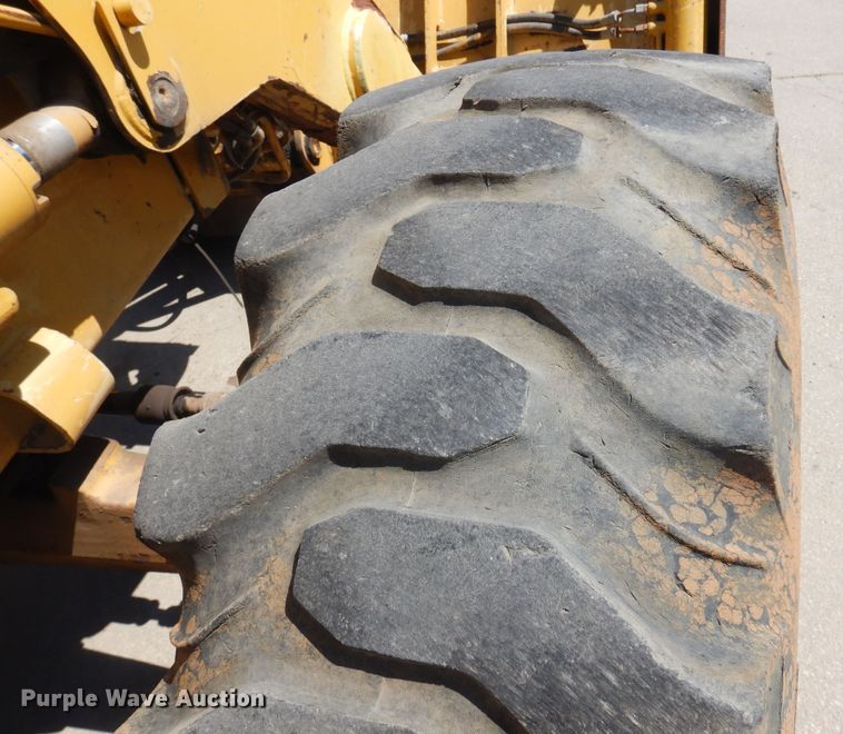 image for item DV9956 2001 Caterpillar 420D backhoe