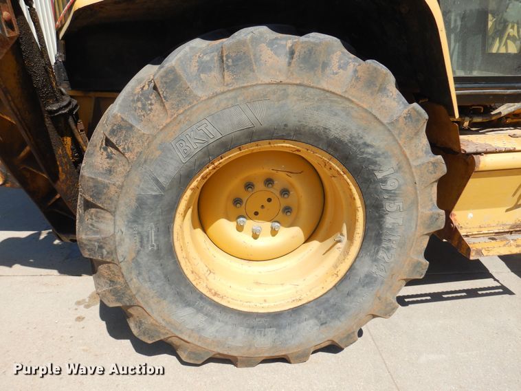 image for item DV9956 2001 Caterpillar 420D backhoe