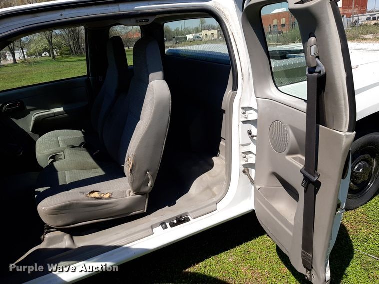 image for item DV9959 2007 GMC Canyon Ext. Cab pickup truck