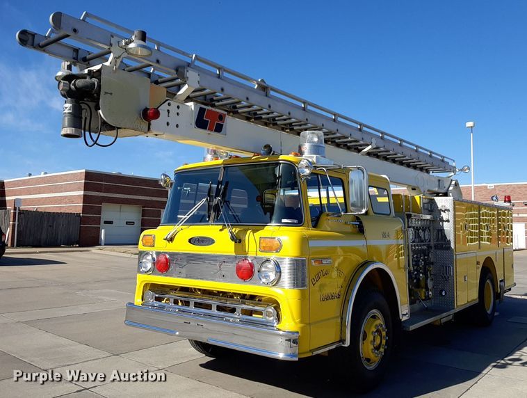 image for item DV9963 1981 Ford Pierce ladder fire truck