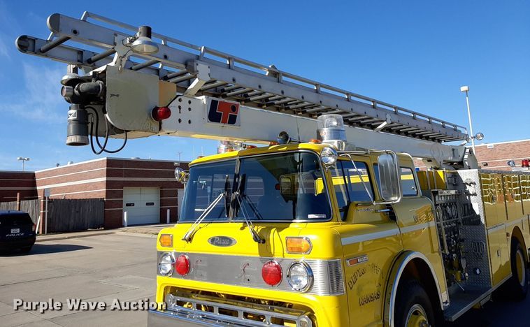 image for item DV9963 1981 Ford Pierce ladder fire truck