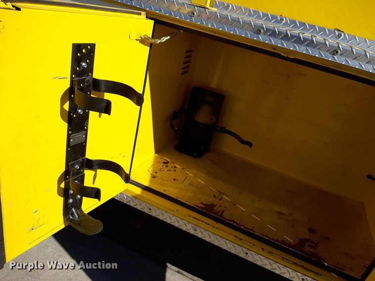 image for item DV9963 1981 Ford Pierce ladder fire truck