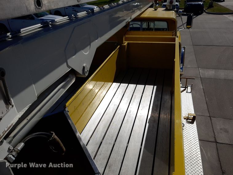 image for item DV9963 1981 Ford Pierce ladder fire truck