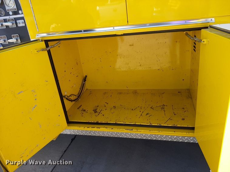 image for item DV9963 1981 Ford Pierce ladder fire truck