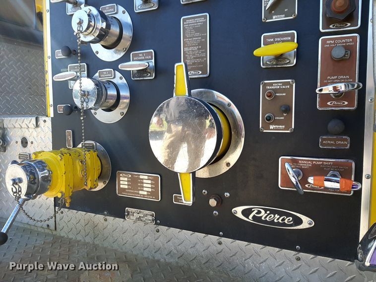 image for item DV9963 1981 Ford Pierce ladder fire truck