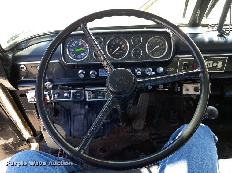 image for item DV9963 1981 Ford Pierce ladder fire truck