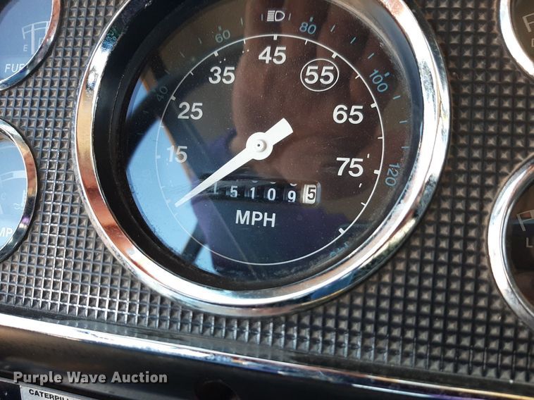 image for item DV9963 1981 Ford Pierce ladder fire truck