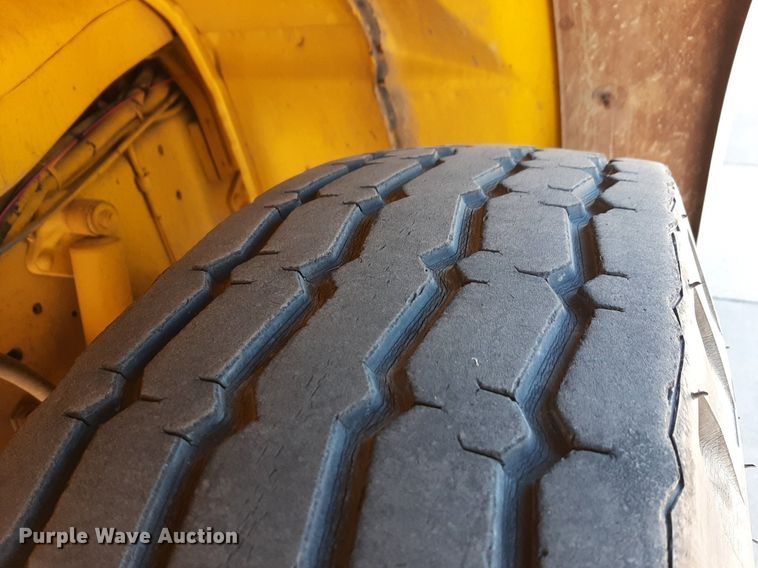 image for item DV9963 1981 Ford Pierce ladder fire truck