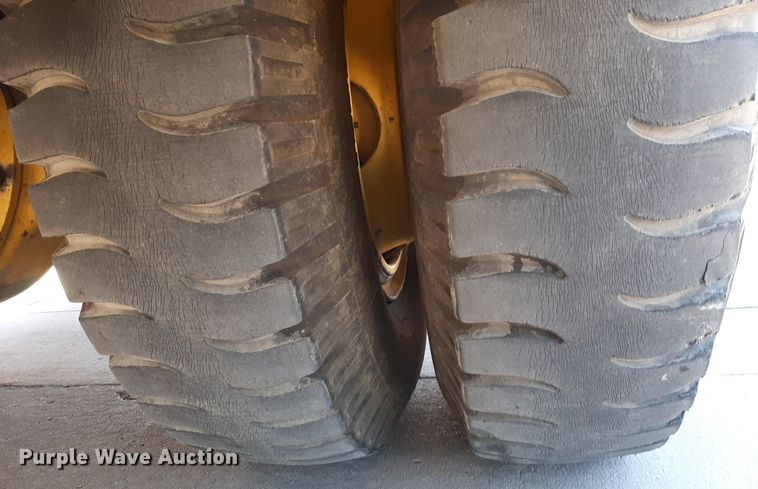 image for item DV9963 1981 Ford Pierce ladder fire truck