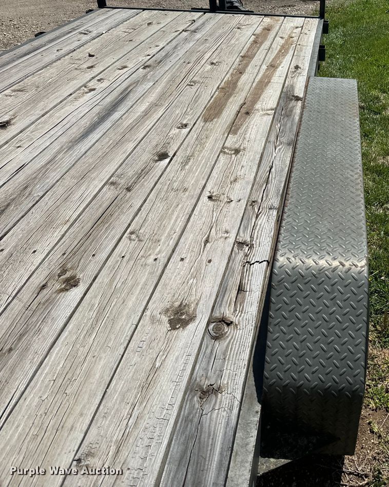 image for item EH5466 2008 Starlite equipment trailer