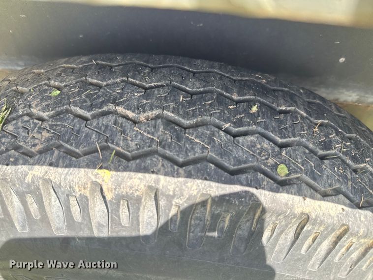 image for item EH5466 2008 Starlite equipment trailer