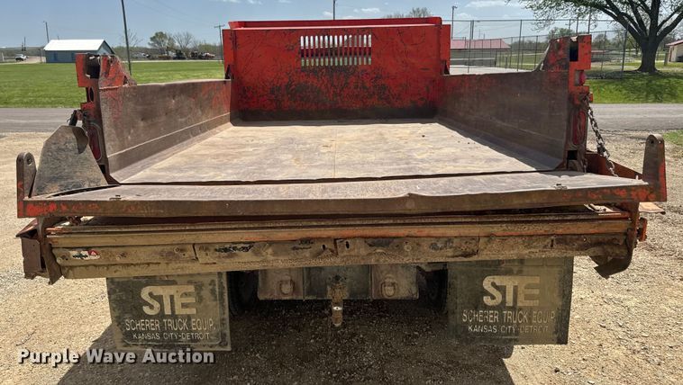 image for item EH5467 1991 Ford F450 Super Duty dump truck