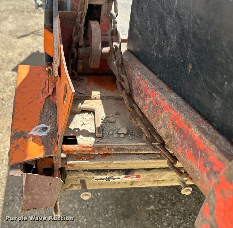 image for item EH5467 1991 Ford F450 Super Duty dump truck