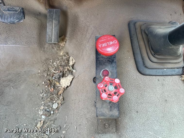 image for item EH5467 1991 Ford F450 Super Duty dump truck