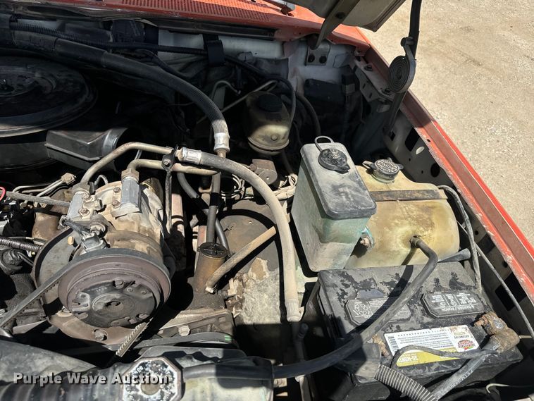 image for item EH5467 1991 Ford F450 Super Duty dump truck