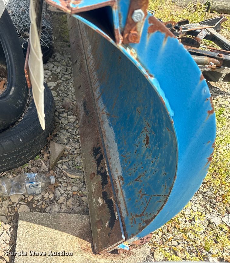 image for item EH5467 1991 Ford F450 Super Duty dump truck