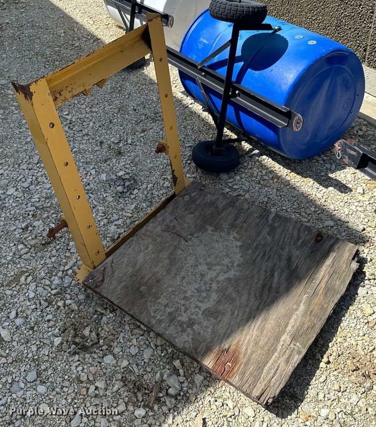 image for item EH5469 Three point attachments