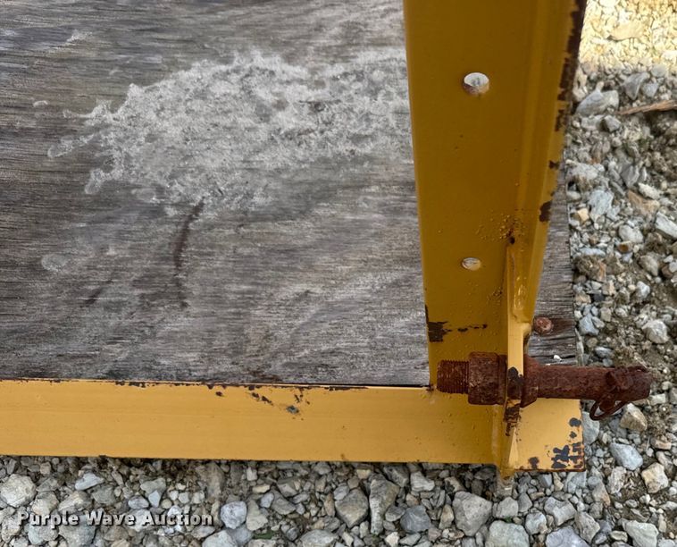 image for item EH5469 Three point attachments