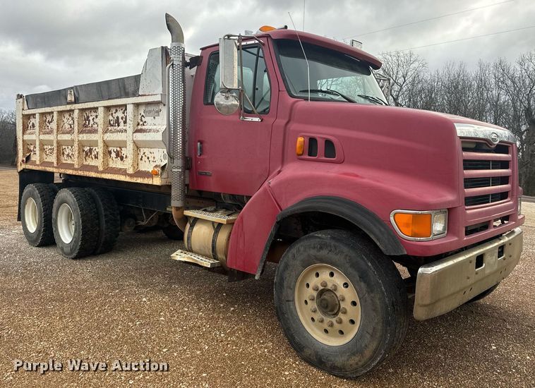 image for item EH6621 2000 Sterling  L8511 dump truck