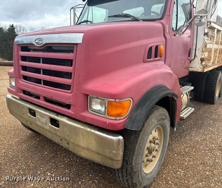 image for item EH6621 2000 Sterling  L8511 dump truck