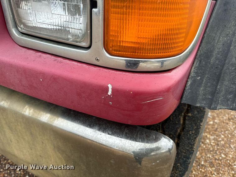 image for item EH6621 2000 Sterling  L8511 dump truck