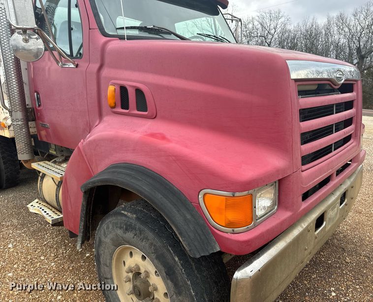 image for item EH6621 2000 Sterling  L8511 dump truck