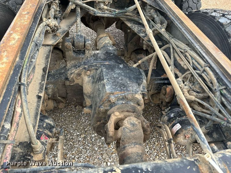 image for item EH6621 2000 Sterling  L8511 dump truck