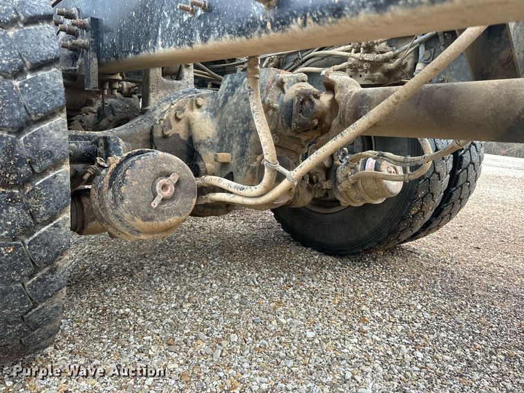 image for item EH6621 2000 Sterling  L8511 dump truck