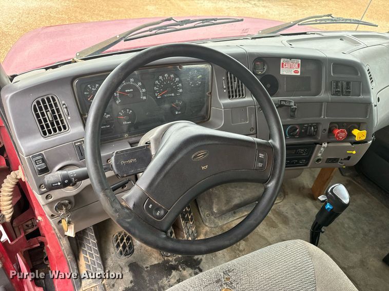 image for item EH6621 2000 Sterling  L8511 dump truck