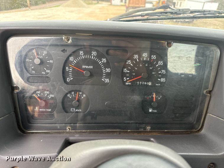 image for item EH6621 2000 Sterling  L8511 dump truck