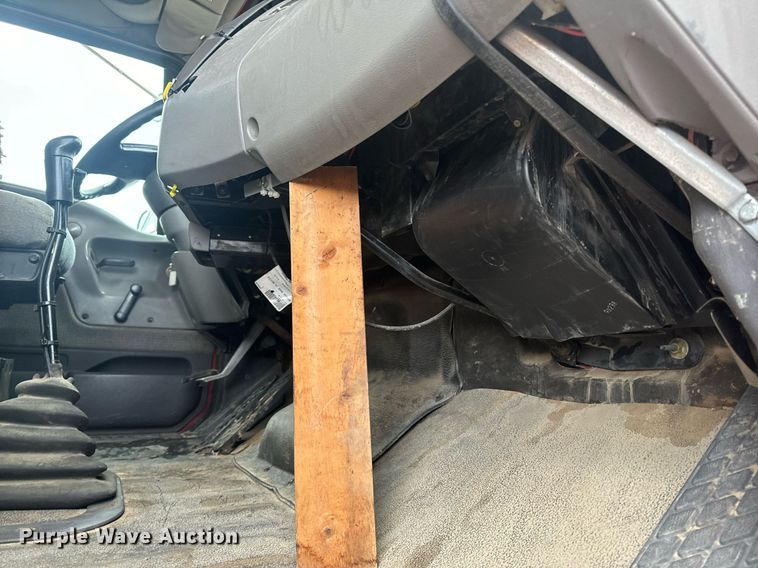 image for item EH6621 2000 Sterling  L8511 dump truck