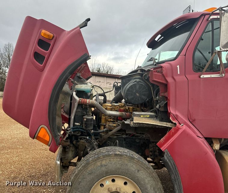 image for item EH6621 2000 Sterling  L8511 dump truck