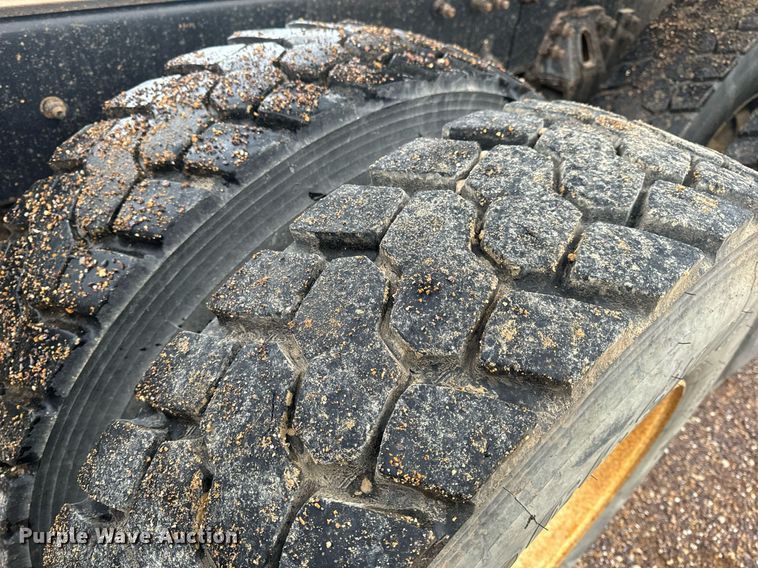 image for item EH6621 2000 Sterling  L8511 dump truck