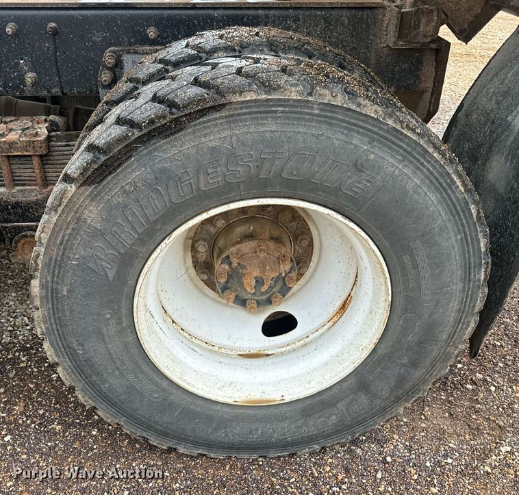 image for item EH6621 2000 Sterling  L8511 dump truck