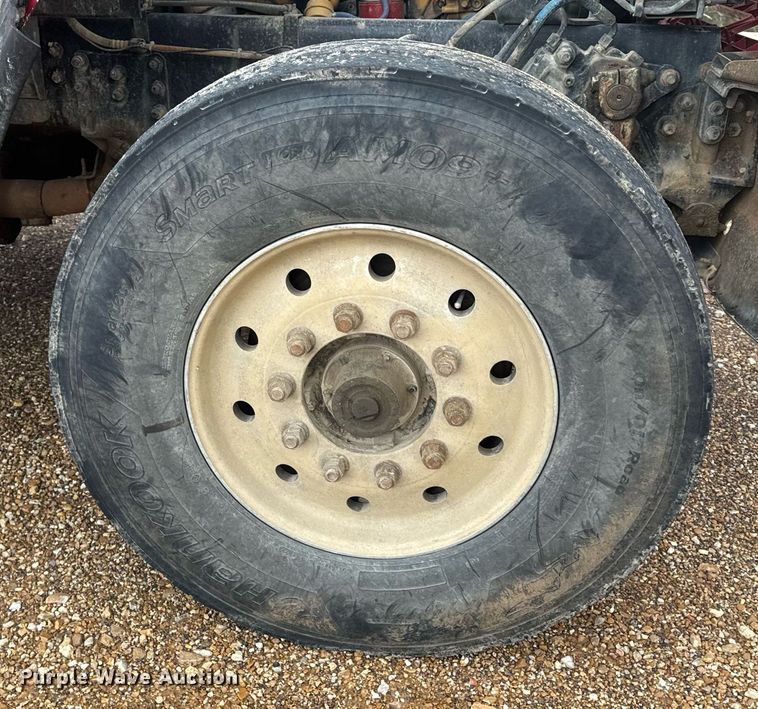 image for item EH6621 2000 Sterling  L8511 dump truck